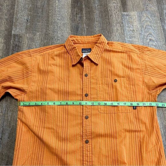Patagonia Shirt Mens Medium Orange Striped Puckerware Seersucker Button Front - Picture 3 of 7